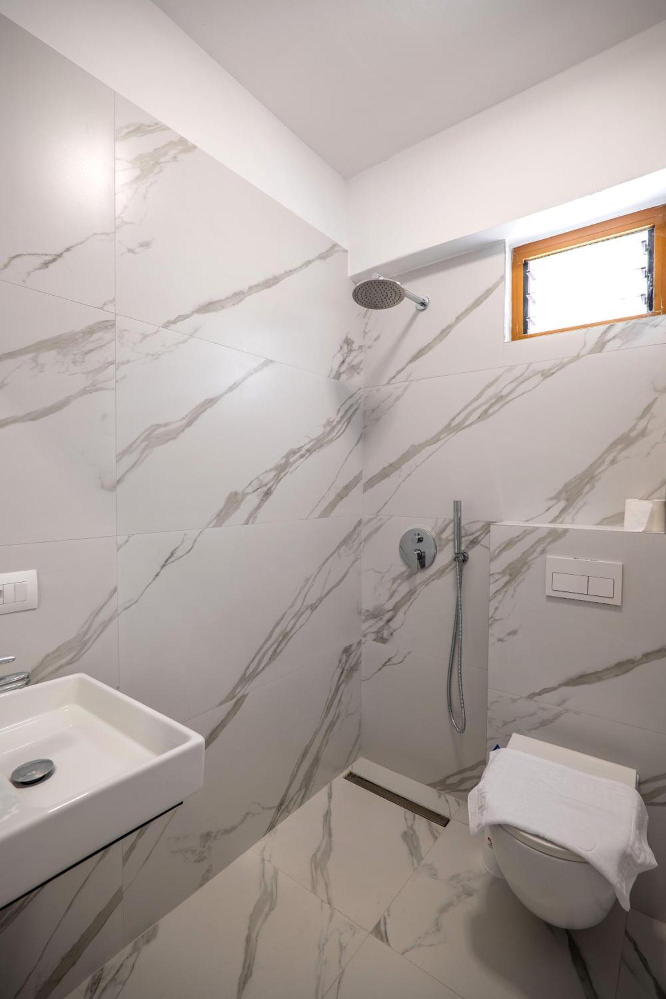 Meraki Hotel Sarandë Eksteriør bilde
